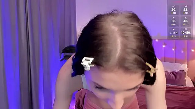 MilliMouse on StripChat