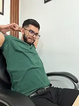 Milosky000 on StripChat