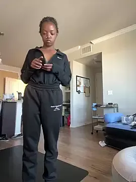 minimama69 on StripChat 