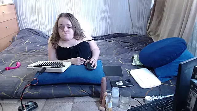 Offline MiniNatalie on StripChat