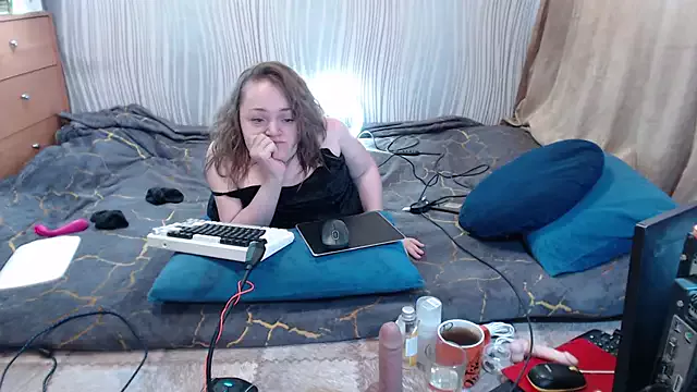 Offline MiniNatalie on StripChat