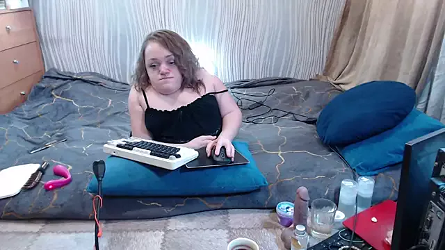 Offline MiniNatalie on StripChat