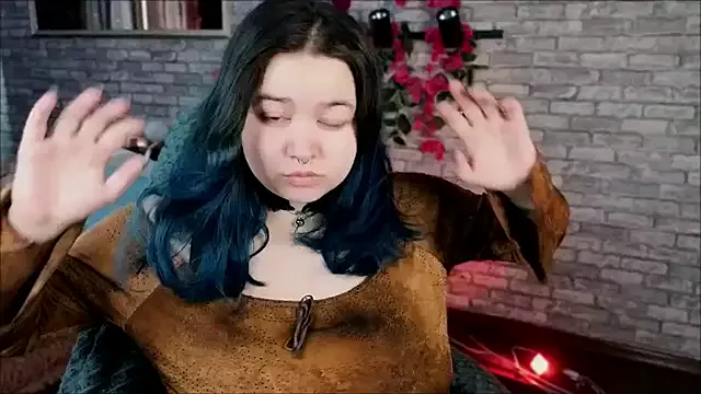 Offline Mira_Fyre on StripChat