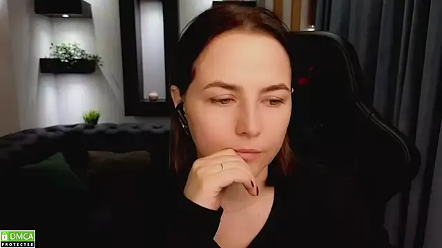 Offline Mira_Mermayd on StripChat