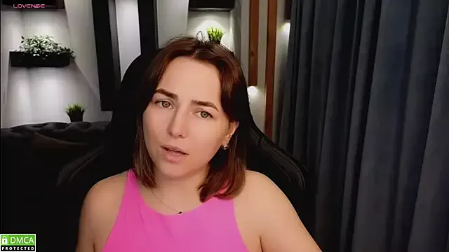 Offline Mira_Mermayd on StripChat