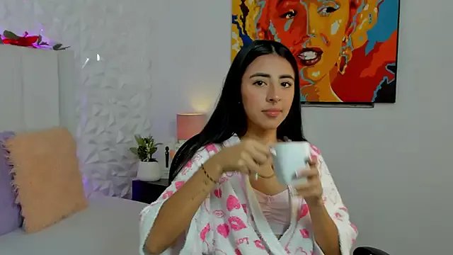 Mirandaa_Rogers on StripChat