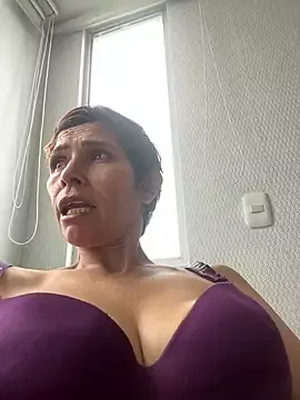 Offline MireyaTorresGu on StripChat