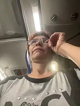 Offline MireyaTorresGu on StripChat