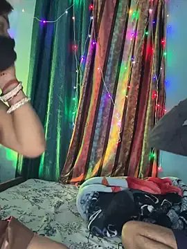 Mis_malika2 — Pusssy finger in 5 minutes