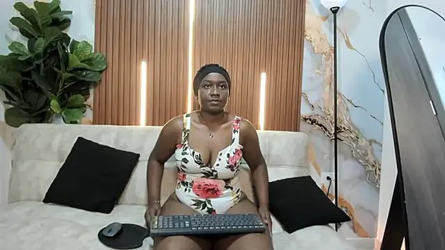 Mishell_Daza_ on StripChat