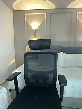 Miss_blue69 on StripChat 