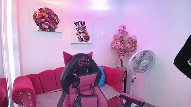 Miss_dolly_ on StripChat