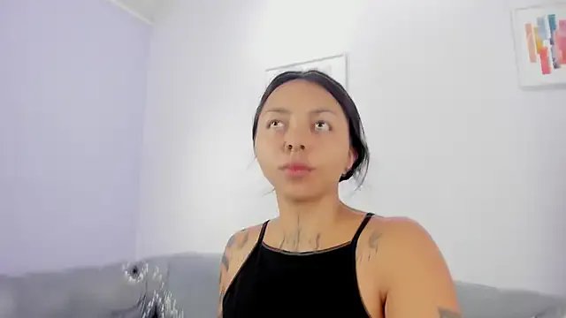 miss_soffi_ on StripChat