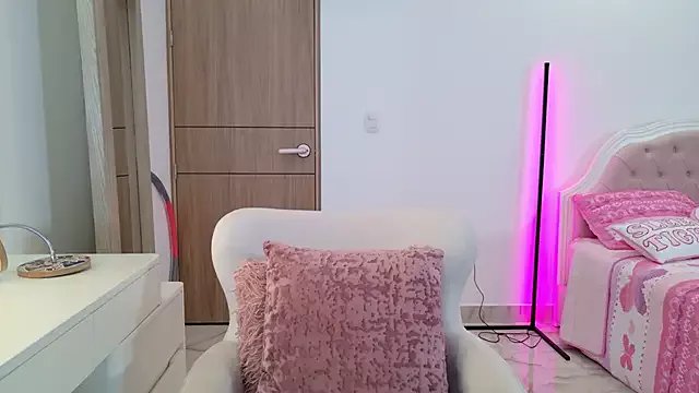 MissBecka_ on StripChat