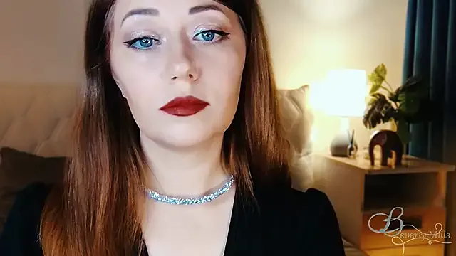 Offline MissBeverlyMills on StripChat