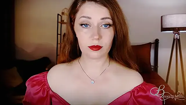 Offline MissBeverlyMills on StripChat