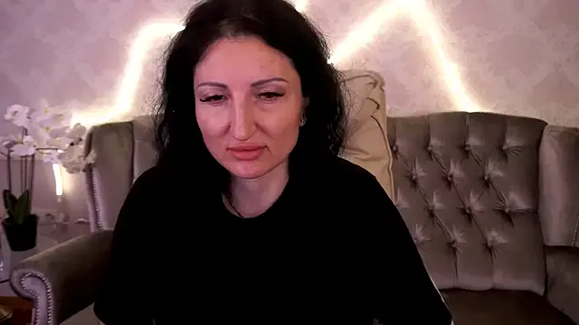 Offline MissRossi on StripChat
