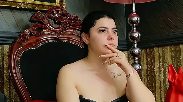 MistressEly on StripChat