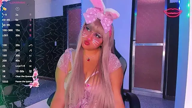 Mitsu_Kawii on StripChat