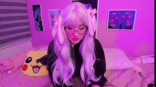 Offline Miwa_violet on StripChat