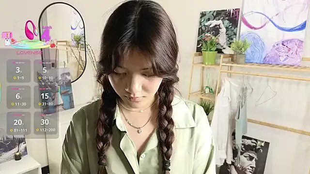 MoiraEger on StripChat