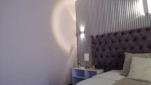 MollyCruz on StripChat