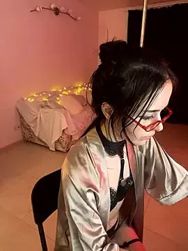 mollyposhh on StripChat