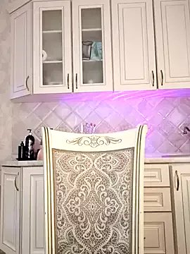 mom4you on StripChat