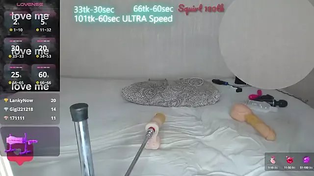 mom4you on StripChat