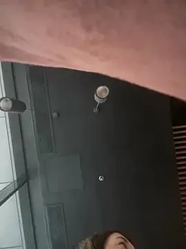 MommmyYummy on StripChat