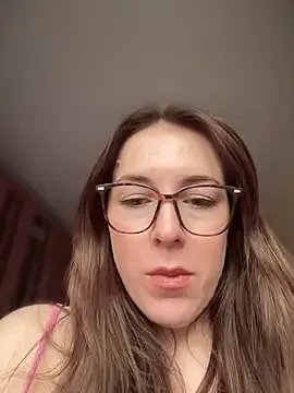 MommmyYummy on StripChat