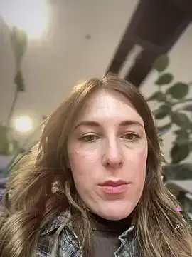 MommmyYummy on StripChat