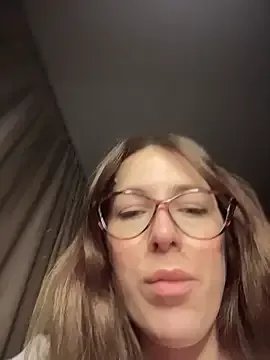 MommmyYummy on StripChat