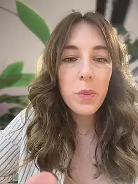 MommmyYummy on StripChat