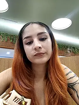 Offline Mon_Cherry on StripChat