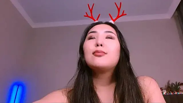 monabooty on StripChat