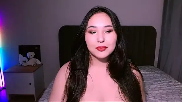 monabooty on StripChat