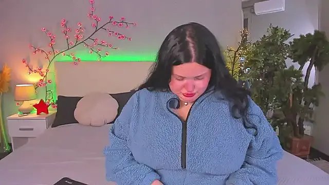 MonaSteele on StripChat