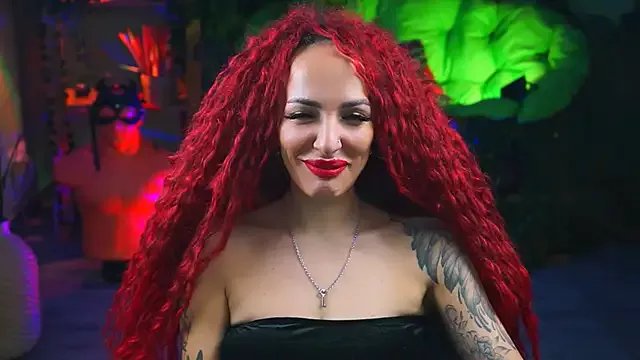 MonicaMaxwel on StripChat