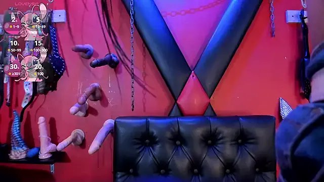 Monttserratt on StripChat