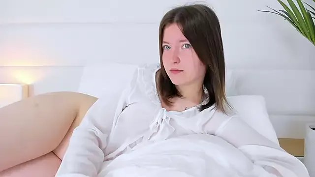 MoonAngelic on StripChat