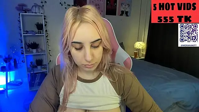 MoranaKit on StripChat