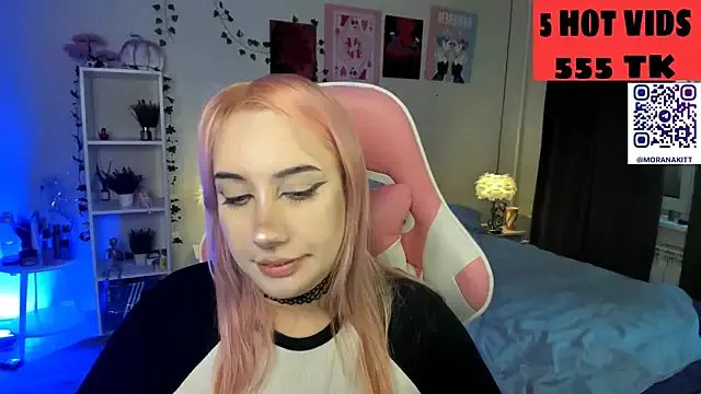 MoranaKit on StripChat