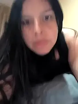 Offline morecita29 on StripChat