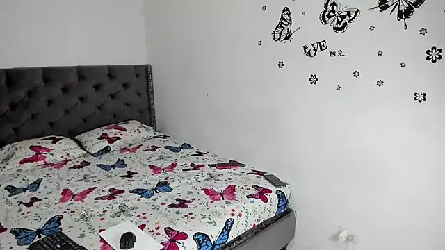 moree_Queen on StripChat