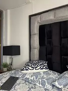 MR_MUSCLE on StripChat