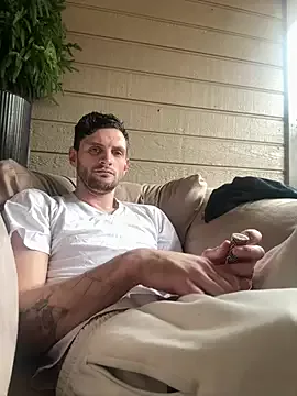 Offline Mrkarizma on StripChat