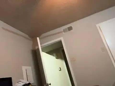 Offline Mrkarizma on StripChat