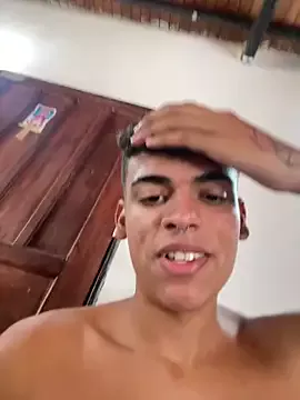 Offline MrLeoLatino on StripChat