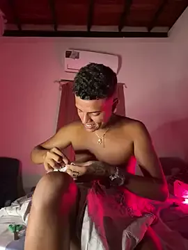 Offline MrLeoLatino on StripChat